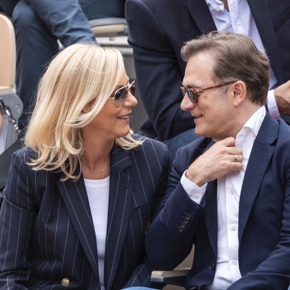 Renaud Capuçon et sa femme Laurence Ferrari en tribunes lors des Internationaux de France de Tennis de Roland Garros 2025, à Paris, France, le 7 juin 2025. © Cyril Moreau/Bestimage