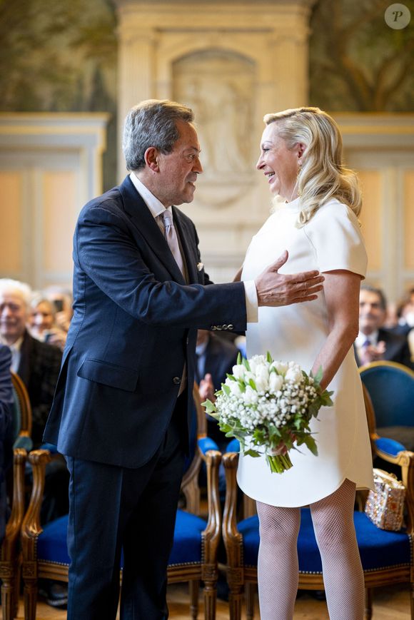 Georges Fenech et Amélie Leperre-Dimeglio - Mariage civil de Georges Fenech et Amélie Leperre-Dimeglio à la mairie du 16ème arrondissement de Paris le 31 janvier 2026.

© Pierre Perusseau / Bestimage