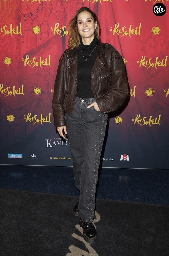 Exclusif - Camille Lou lors de la générale du spectacle "Le roi soleil" au Dôme de Paris le 9 décembre 2025. © Coadic Guirec / Bestimage