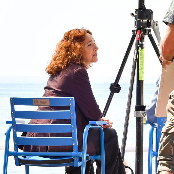 Isabel Otero et Hubert Roulleau sur le tournage de la série "Crimes parfaits" (France 3) sur la promenade des Anglais et sur la plage Beau Rivage à Nice, sous la direction d'Emmanuel Rigaut. Le 23 juin 2020.

© Lionel Urman / Bestimage