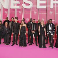 Une star d'une célèbre série de TF1 annonce être célibataire, entre le père de sa fille, danseur professionnel, et elle c'est fini !