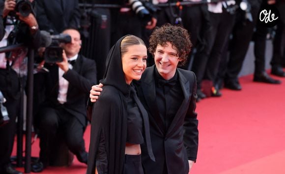 Dans les colonnes de "Vogue", l'acteur ne tarit pas d'éloges sur le talent brut et la générosité sans égale de son amie.

Vincent Lacoste, Adèle Exarchopoulos - Montée des marches du film "Elémentaire" pour la cérémonie de clôture du 76ème Festival International du Film de Cannes. Le 27 mai 2023.

© Jacovides-Moreau / Bestimage