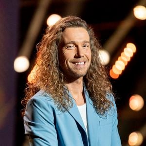 En plus d'être un artiste accompli, Julien Doré est aussi un papa épanoui. 

Exclusif - Julien Doré - Enregistrement de l'émission "La fête de la chanson française" à Paris, présentée par L.Thilleman et A.Manoukian, sur France 3
© Pierre Perusseau / Bestimage