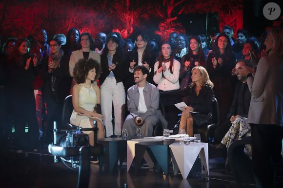 L’Orchestre Appassionato et le Chœur des enfants de la Cité des Marmots accompagnent certains artistes pour une grande fête de la culture africaine.

Exclusif - Lubiana, Mehdi Kerkouche, Claire Chazal lors de l'enregistrement de l'émission "Le Grand Echiquier, Spéciale Afrique", présentée par C.Chazal et A.Manoukian et diffusée le 28 août 2025 sur France 2, à Paris, France, le 14 septembre 2024. © Jack Tribeca/Bestimage