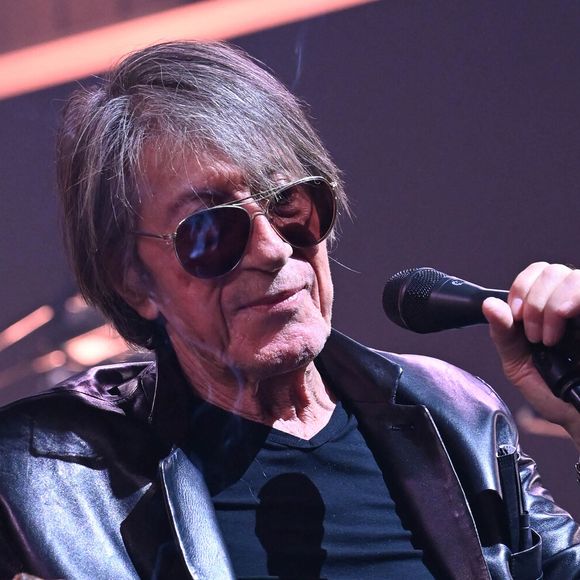 Dans "Le Parisien", Eddy Mitchell s'est confié sur sa relation avec Jacques Dutronc.

Jacques Dutronc et Thomas Dutronc en showcase de leur tournée "Dutronc & Dutronc" au Centre Evénementiel de Courbevoie le 11 avril 2022. © Coadic Guirec/Bestimage