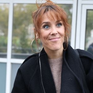 Exclusif - Zaz - Arrivées lors de l'enregistrement de l'émission "Vivement Dimanche" (du 16 novembre) à Paris le 22 octobre 2025. © Bestimage