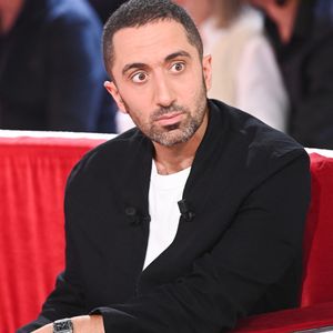 Fêtes de fin d'année tendues pour Jimmy Mohamed.

Exclusif - Jimmy Mohamed - Enregistrement de l'émission Vivement dimanche au studio Rive Gauche, présentée par M.Drucker, diffusée sur France 3.  © Guillaume Gaffiot / Bestimage