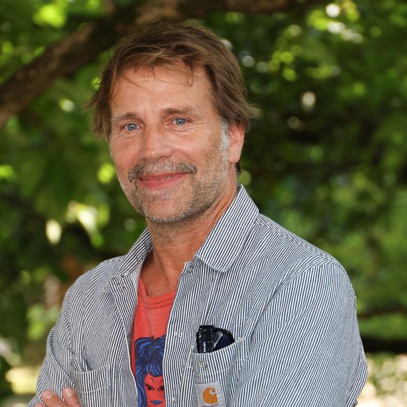 Thomas Jouannet et Armelle Deutsch ont en effet décidé de s'installer Loir-et-Cher et plus précisément dans le village de Sougé qui compte 478 habitants. 

Thomas Jouannet - Photocall du film "Allez ma fille" lors de la 17ème édition du Festival du Film Francophone de Angoulême (FFA). Le 28 août 2024
© Coadic Guirec / Bestimage