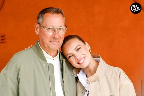 Amandine Petit et son père Jean-Luc au photocall du village lors des Internationaux de France de Tennis de Roland Garros 2026, à Paris, France, le 4 juin 2026. © Jacovides-Moreau/Bestimage