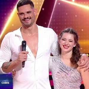 Elsa Bois et Florent Manaudou s'affichent toujours plus complices.

Florent Manaudou et Elsa Bois dans "Danse avec les stars", TF1+.