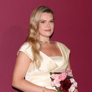 Elle refuse toutefois que ses choix soient comparés à ceux de sa grand-mère.

 Camille Gottlieb - 77ème Gala de la Croix Rouge, salle des Etoiles à Monaco le 18 juillet 2026. © Claudia Albuquerque/Bestimage