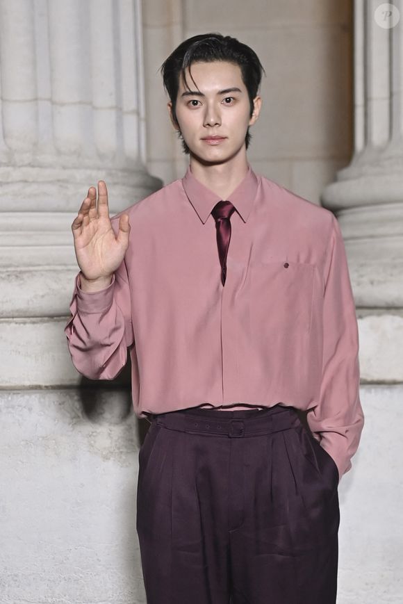 Lee Chae Min - Photocall du Défilé de mode Saint Laurent Collection Homme Printemps-Été 2026 dans le cadre de la Fashion Week de Paris, France, le 27 janvier 2026.
 
© Olivier Borde / Bestimage