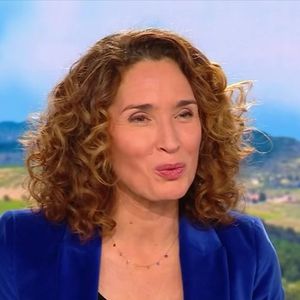 Elle lui en a parlé hors antenne
Marie-Sophie Lacarrau dévoile les coulisses de la révélation de Didier Deschamps, dans "Bonjour", le 8 janvier 2025, sur TF1