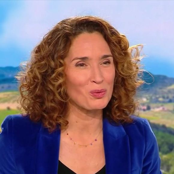Elle lui en a parlé hors antenne
Marie-Sophie Lacarrau dévoile les coulisses de la révélation de Didier Deschamps, dans "Bonjour", le 8 janvier 2025, sur TF1
