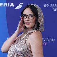 Festival de la Télévision de Monte-Carlo : Enceinte, Agathe Auproux rayonne sur le tapis bleu... son mari rugbyman n'est pas très loin