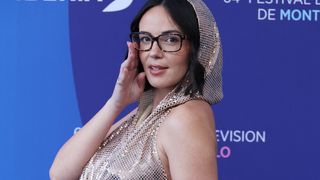 Festival de la Télévision de Monte-Carlo : Enceinte, Agathe Auproux rayonne sur le tapis bleu... son mari rugbyman n'est pas très loin
