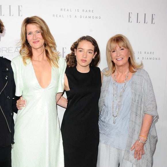 Ellery Harper, Laura Dern, Diane Ladd, Jaya Harper assistant à Elle Women in Hollywood à l'hôtel Four Seasons Beverly Hills, Los Angeles.

Photo : Sara de Boer / Startraks / ABACAPRESS.COM