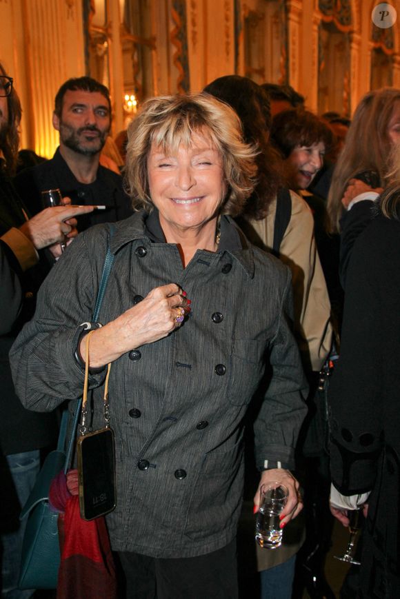 Danièle Thompson - Arielle Dombasle est élevée au rang d'Officière de l'ordre des Arts et Lettres au Ministère de la Culture à Paris le 08 Décembre 2025.
© Philippe Baldini / Bestimage