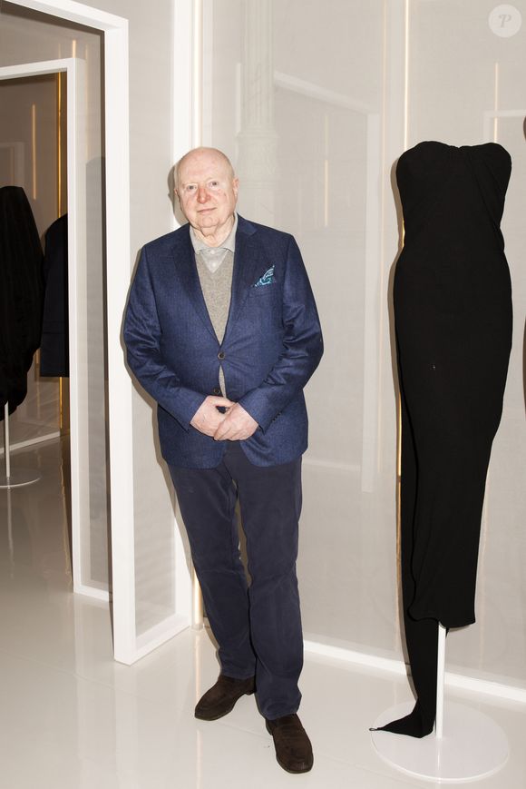 Son compagnon est mort à son tour huit ans plus tard

Christoph Von Weyhe (compagnon d'Alaïa) - Vernissage de l'exposition "Azzedine Alaïa Collectionneur" à Paris le 19 janvier 2020. © Jack Tribeca/Bestimage
