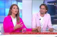Camille Lacourt soudé dans C à Vous avec Alice Detollenaere
