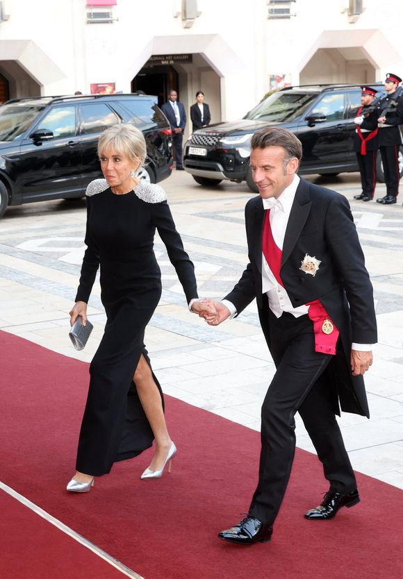 Le président Emmanuel Macron et sa femme Brigitte Macron lors d’un banquet d’état à Guildhall, Londres le 9 juillet 2025. Le couple présidentiel français est en voyage officiel au Royaume Uni pour trois jours.

© Dominique Jacovides / Bestimage