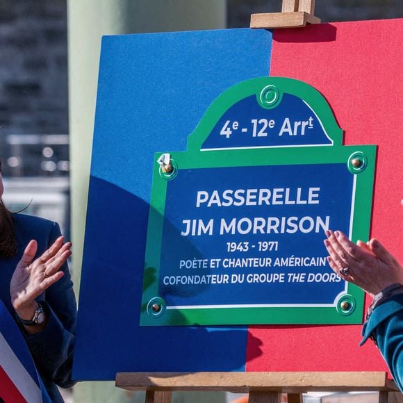 Anne Hidalgo, maire de Paris lors de la cérémonie d'inauguration de la passerelle Jim Morrison près de la Bastille, dans le quartier où le chanteur a vécu quelques mois et où il est enterré, à Paris, France, le 11 avril 2025. Photo Denis Prezat/ABACAPRESS.COM