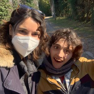 Eglantine Emeyé maman d'un jeune Samy, polyhandicapé.