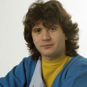 Quarante ans après la mort de Daniel Balavoine, W9 lui consacre une émission spéciale diffusée ce mardi soir.

Archives - En France, à Paris, portrait studio de Daniel Balavoine.
© Bestimage