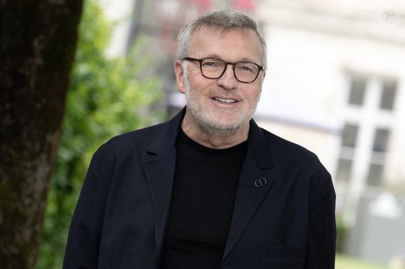 Laurent Ruquier assiste au photocall Les Grosses tetes lors du 17e Festival du film francophone d'Angoulême le 29 août 2024 à Angoulême, France. Photo par David NIVIERE/ABACAPRESS.COM