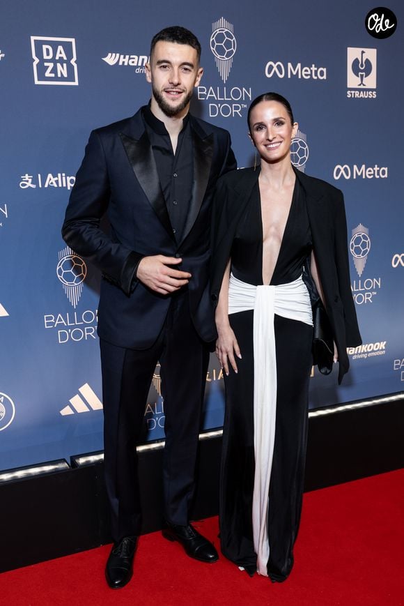 Joan Garcia et Anna Pesarrodona à la 70e cérémonie du Ballon d'Or au Palladium Theatre, le 26 octobre 2026 à Londres. 

© Cyril Moreau / Bestimage