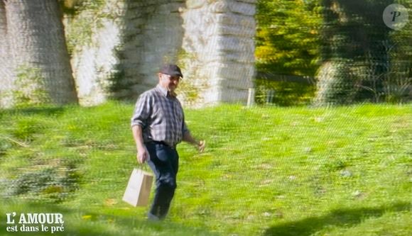 Denis, nouvel agriculteur de L'amour est dans le pré. M6