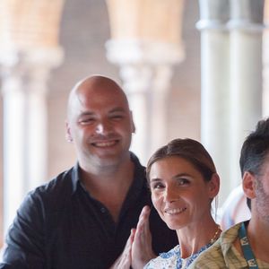 Leur collaboration ne date pas d'hier : ils enchaînent les spectacles ensemble depuis plus de 10 ans

Lionel Suarez, Clotilde Courau (princesse de Savoie) - Clotilde Courau (princesse de Savoie)  lit "Le jour où Nina Simone a cessé de chanter" de Darina Al-Joundi et Mohamed Kacimi ( Actes Sud ) accompagné de son musicien au cloître des Jacobins à Toulouse pour Le Marathon des Mots 2015 le 26 juin 2015. ©Gilles Bouquillon / Bestimage