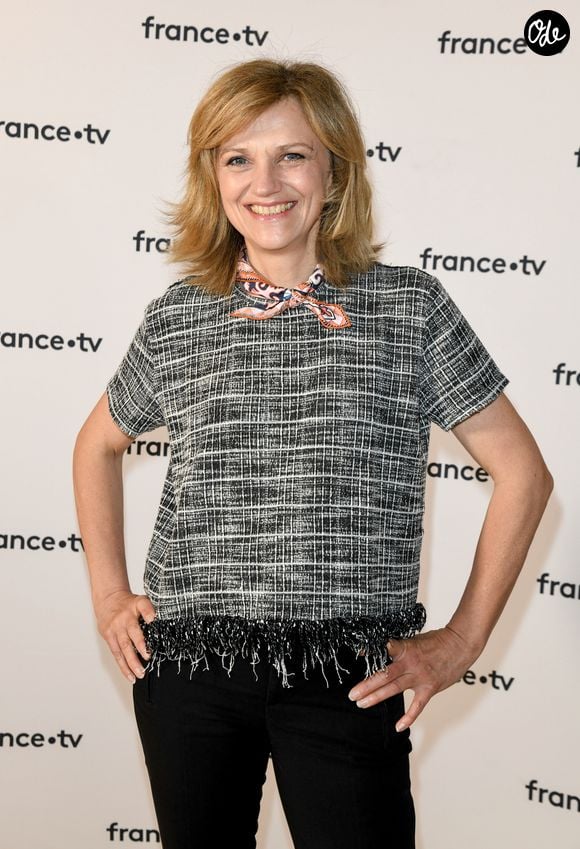 Depuis son départ de France Télévisions en 2024, Valérie Maurice se consacre à son rêve de devenir comédienne.

Valérie Maurice au photocall de la conférence de presse de France 2 au théâtre Marigny à Paris le 18 juin 2019 © Coadic Guirec / Bestimage
