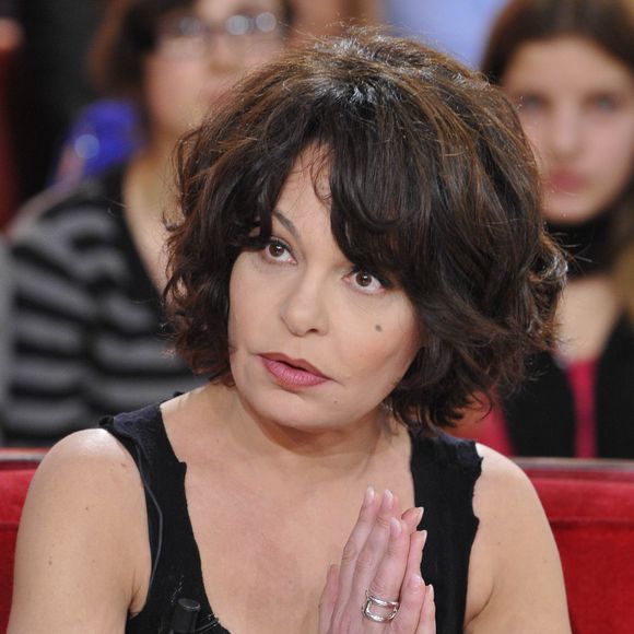 Isabelle Mergault - Enregistrement de l' emission "Vivement Dimanche" a Paris le 16 Janvier 2013.