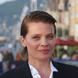 Selon Mélanie Thierry, cette crème fait des miracles

Mélanie Thierry (Swann d'Or de la Meilleure actrice) - Arrivées des personnalités sur le tapis rouge lors de la 40ème édition du Festival de Cabourg "Journées romantiques" le 13 juin 2026. © Coadic Guirec / Bestimage