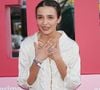 Et impossible de la regarder sans être frappé par la génétique. Car Carmen est la fille du célèbre acteur et réalisateur Mathieu Kassovitz et de l'actrice et costumière Julie Mauduech.

Carmen Kassovitz (fille de Mathieu Kassovitz) - Photocall Prime Video "Elle" Summer Party au Noti Club à Paris le 6 juillet 2026. © Coadic Guirec/Bestimage