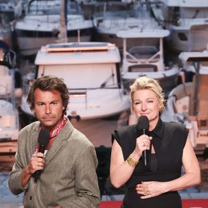 Exclusif - Bertrand Chameroy, Anne-Elisabeth Lemoine, sur le plateau de l'émission "C à vous" lors du 78ème Festival International du Film de Cannes, France, le 22 mai 2025. © Jack Tribeca/Bestimage