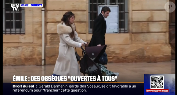 Marie et Colomban, les parents du petit Emile, arrivant à la basilique Sainte-Marie-Madeleine de Saint-Maximin-la-Sainte-Baume avec leurs deux enfants Alaïs et Vincent pour les obsèques d'Emile le 8 février 2025.