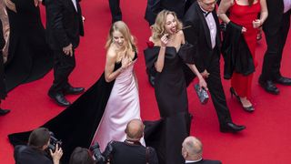 "Tête la première contre un mur" : Une princesse de 21 ans chanceuse d'être encore en vie, les photos sont parlantes