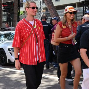 Les deux personnalités avaient déjà été aperçues ensemble au Grand Prix de Monaco en juin dernier.
Laury Thilleman et Paul Mirabel dans les paddocks du Formula 1 Louis Vuitton Grand Prix de Monaco 2026, à Monte-Carlo, Monaco, le 7 juin, 2026.
© Bruno Bebert/Bestimage