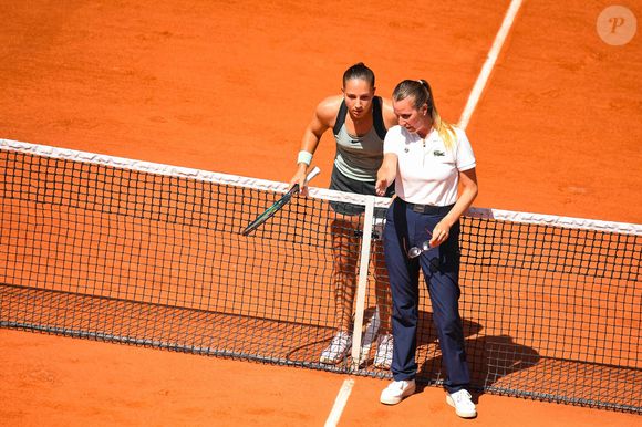 Diane Parry (FRA) lors des internationaux de France de Tennis de Roland Garros 2026, à Paris, France, le 30 mai 2026. © Baptiste Autissier/Psnewz/Bestimage