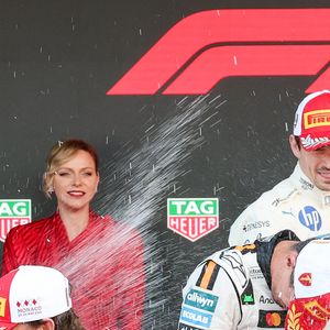 Charles Leclerc, Lando Norris, Oscar Piastri et la princesse Charlene de Monaco lors du Grand Prix de Formule 1 (F1) de Monaco, le 25 mai 2025. © Claudia Albuquerque/Bestimage