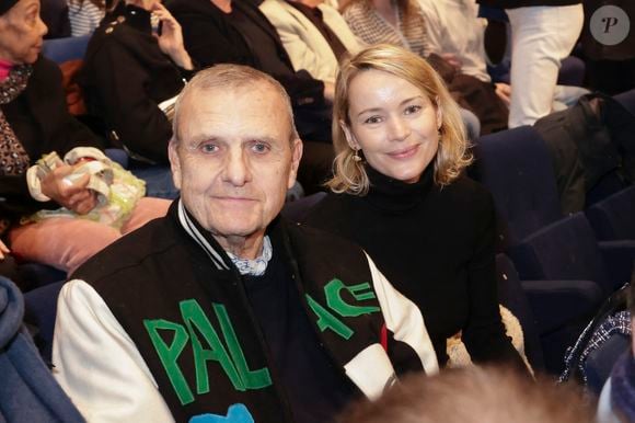 Exclusif - Jean-Charles de Castelbajac et Pauline de Drouas dans le public du concert de Hugues Aufray au Le Dôme de Paris, le 9 novembre 2025.

Photo : Jack Tribeca / Bestimage