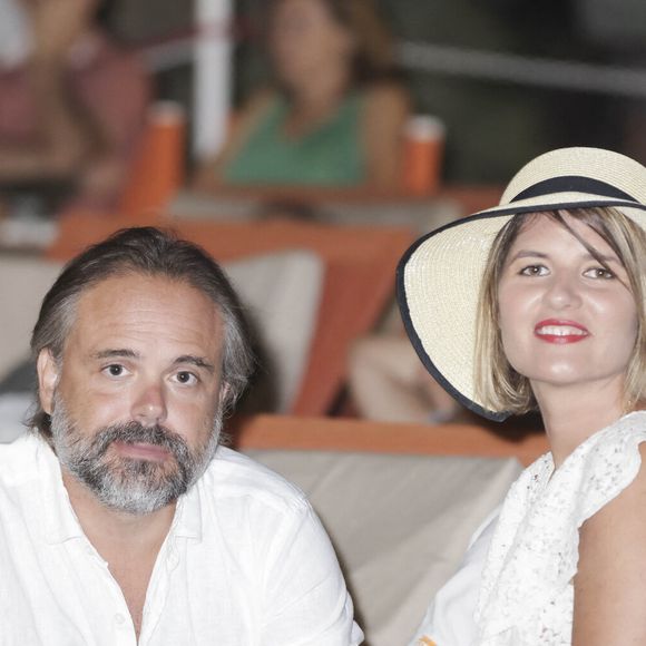 Exclusif - Romain Sardou et sa compagne Kym Thiriot - Cinéma en Plein Air à Tahiti Beach, organisé par Jacqueline Franjou avec le soutien des villes de Saint-Tropez et de Ramatuelle le 13 août 2022.

© Jack Tribeca / Bestimage