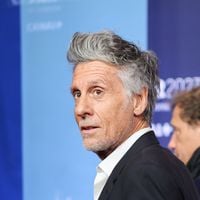 "J'aurais dû acheter des immeubles, des hôtels" : Le multimillionnaire Marc Simoncini (Qui veut être mon associé ?) en dit plus sur la gestion de son argent