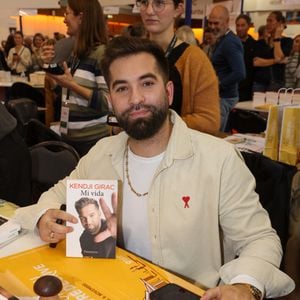 Kendji Girac à la Hall Georges Brassens de Brive-la-Gaillarde pour la 43 ème Foire du Livre de Brive, le 8 novembre 2025. © Jean-Marc Lhomer/Bestimage