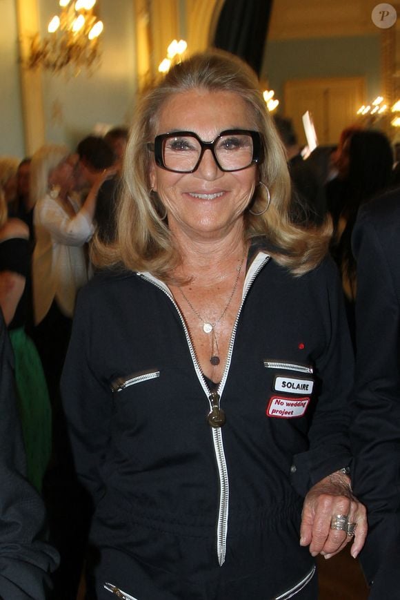 Exclusif - Sheila à la soirée des trente ans de l’association des élus locaux contre le sida (ELCS) à la mairie du 20ème arrondissement de Paris le 12 juin 2025. © Philippe Baldini / Bestimage