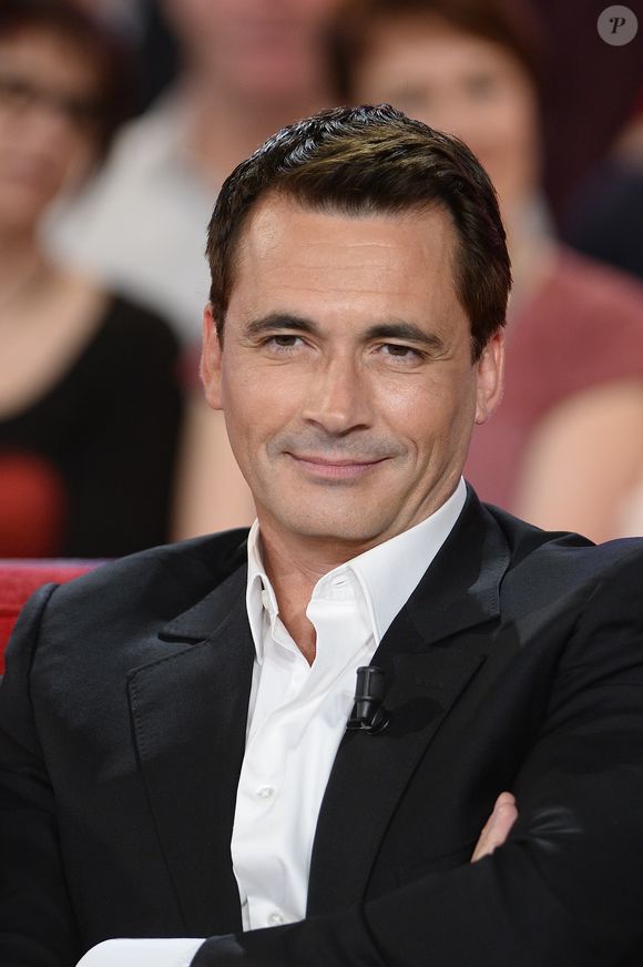Olivier Minne - Enregistrement de l'émission "Vivement Dimanche" à Paris le 8 avril 2015. L'émission sera diffusée le 12 Avril 2015. Invités principaux Gérard Jugnot et Daniel Auteuil. © COADIC GUIREC / BESTIMAGE