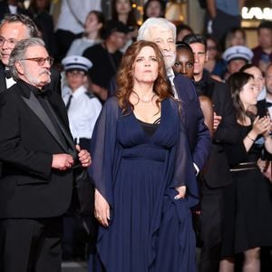 Daniel Auteuil, Agnès Jaoui, Jacques Weber - Montée des marches du film " L'objet du délit " lors du 79ème Festival International du Film de Cannes, le 22 mai 2026. © Jacovides-Moreau / Bestimage