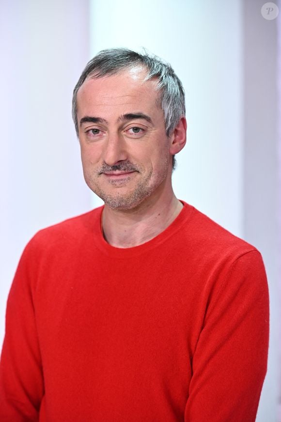Exclusif - Sebastien Thoen - Enregistrement de l'émission "Vivement dimanche" en hommage à Edith Piaf au studio Gabriel, diffusée sur France 3 le 29 janvier 2023. 
© Guillaume Gaffiot / Bestimage